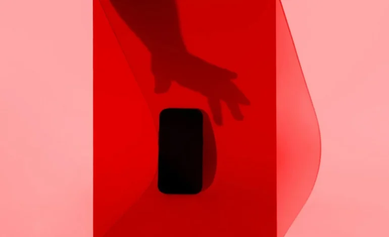 La pornografía es un ejemplo donde la libertad para los adultos se convierte en crueldad hacia los niños