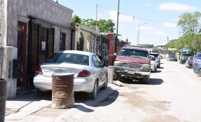 Anuncia Seguridad Vial operativo para liberar banquetas de vehículos