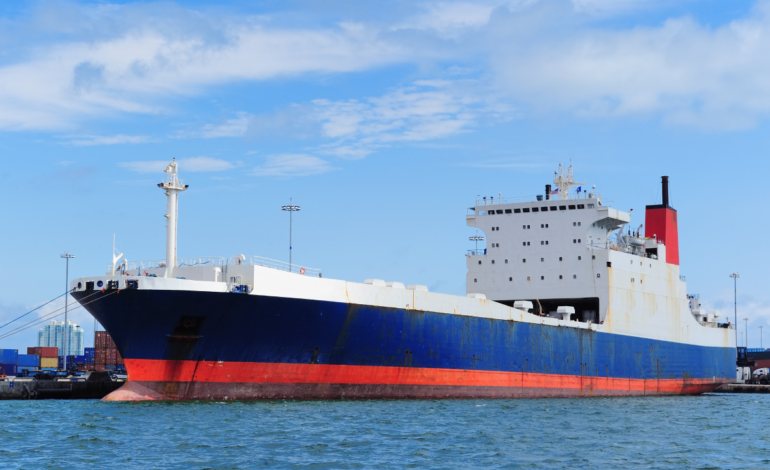 Petrolero entra en puerto cubano en pleno bloqueo de EU